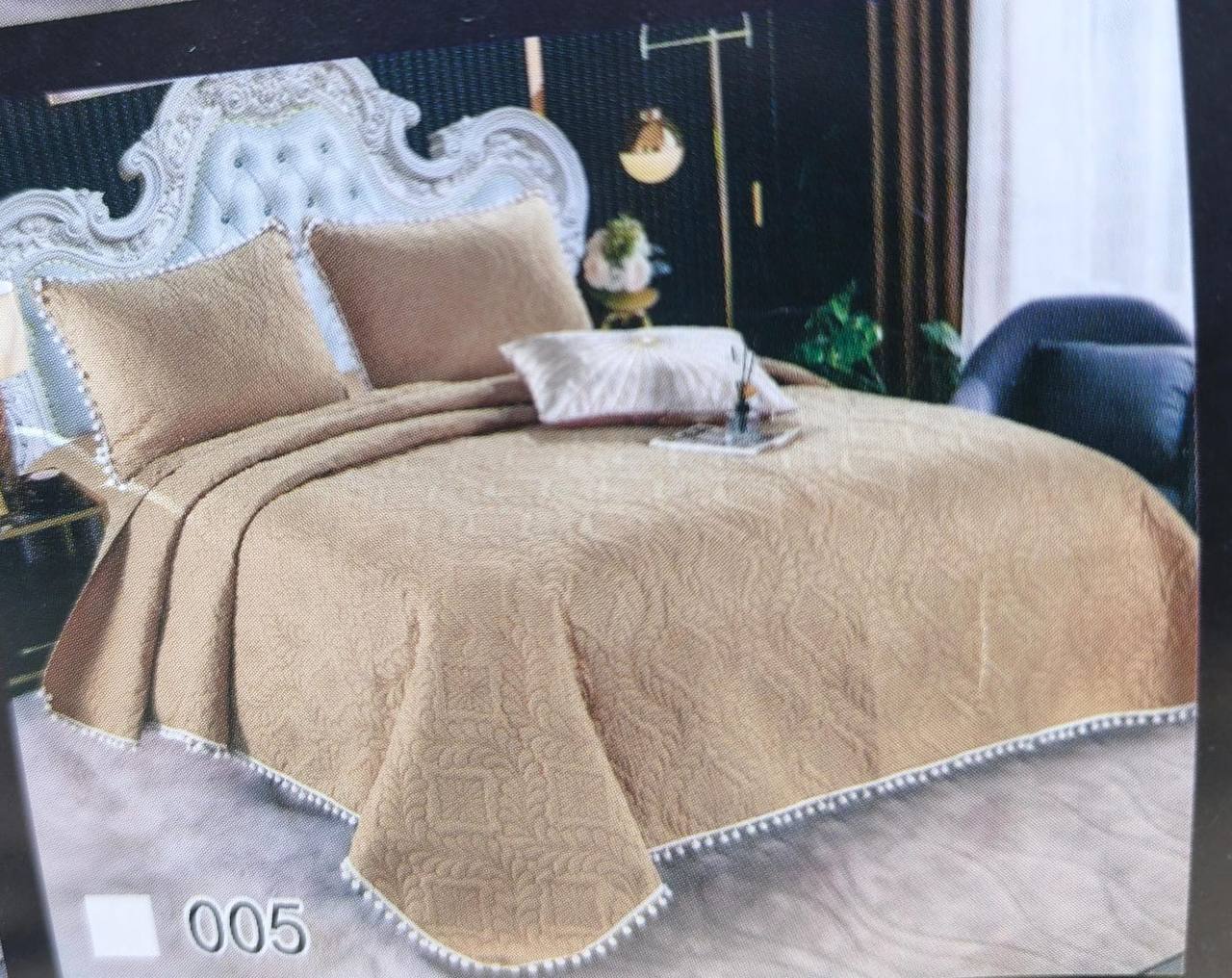 Bedcover one bedsheet two pillowcases