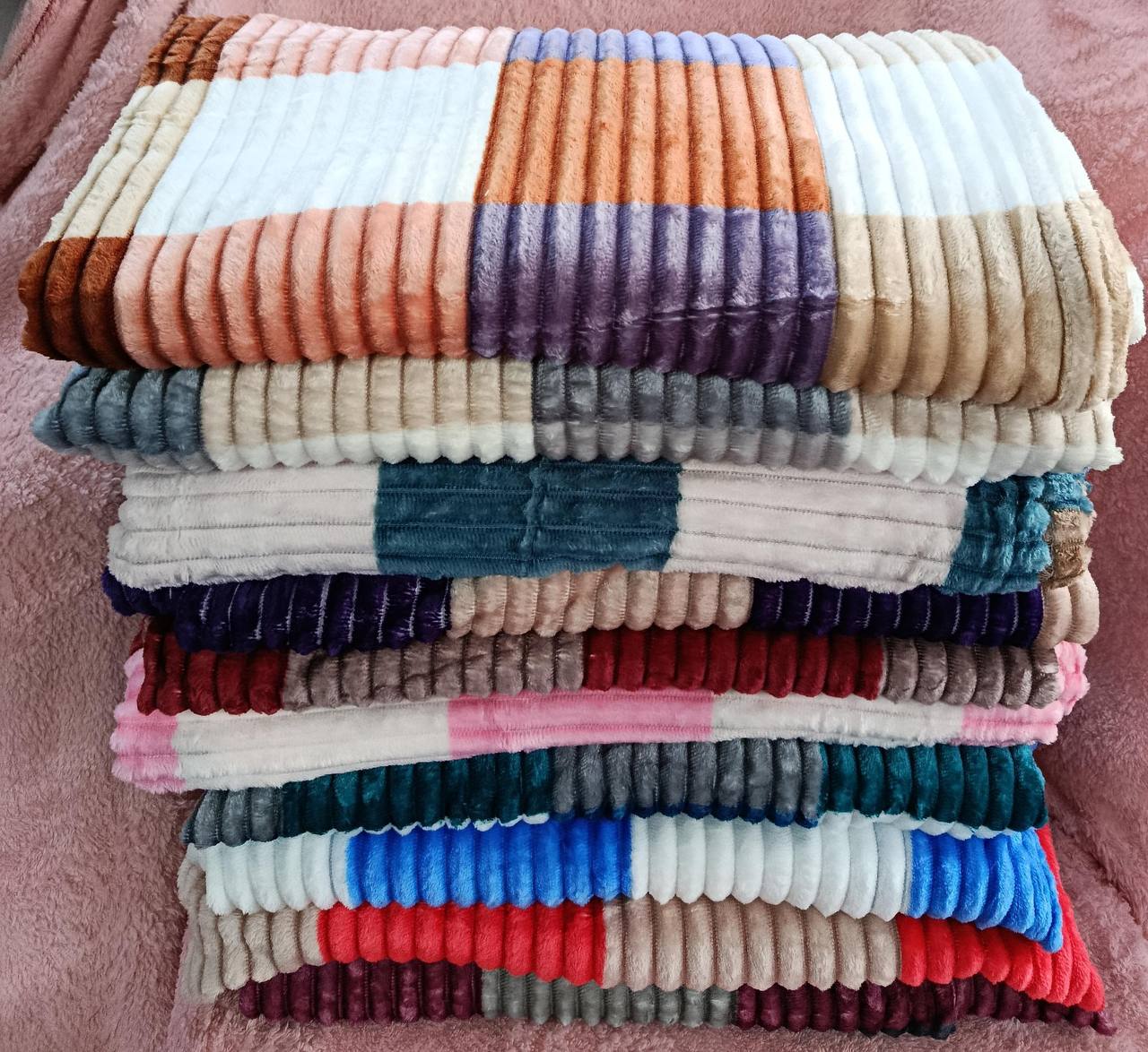 SHERMAN CHECKED THROW BLANKETS