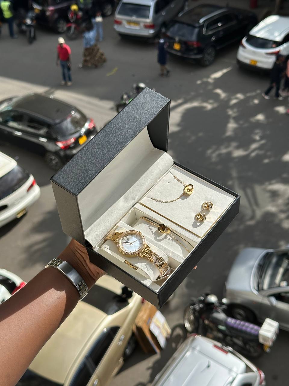 Ladies gold  gift set