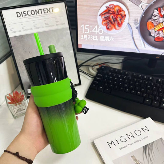 710Ml Stainless Steel Coffee Mug with straw.