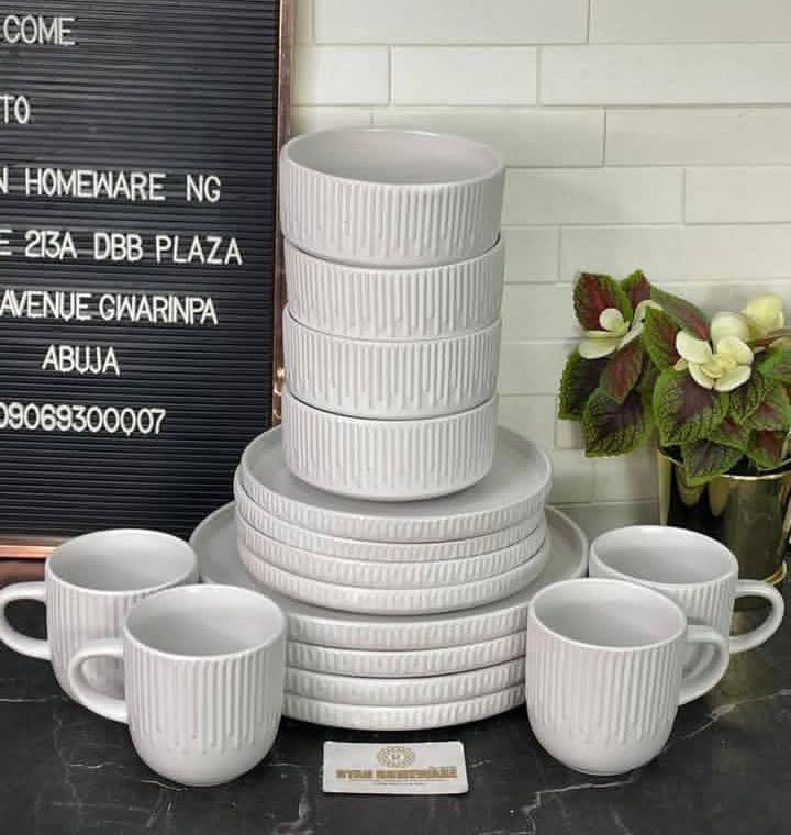 24pcs  CERAMIC DINNER SET