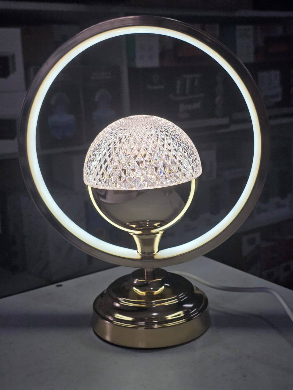 Modern minimalist luxury table lamp
