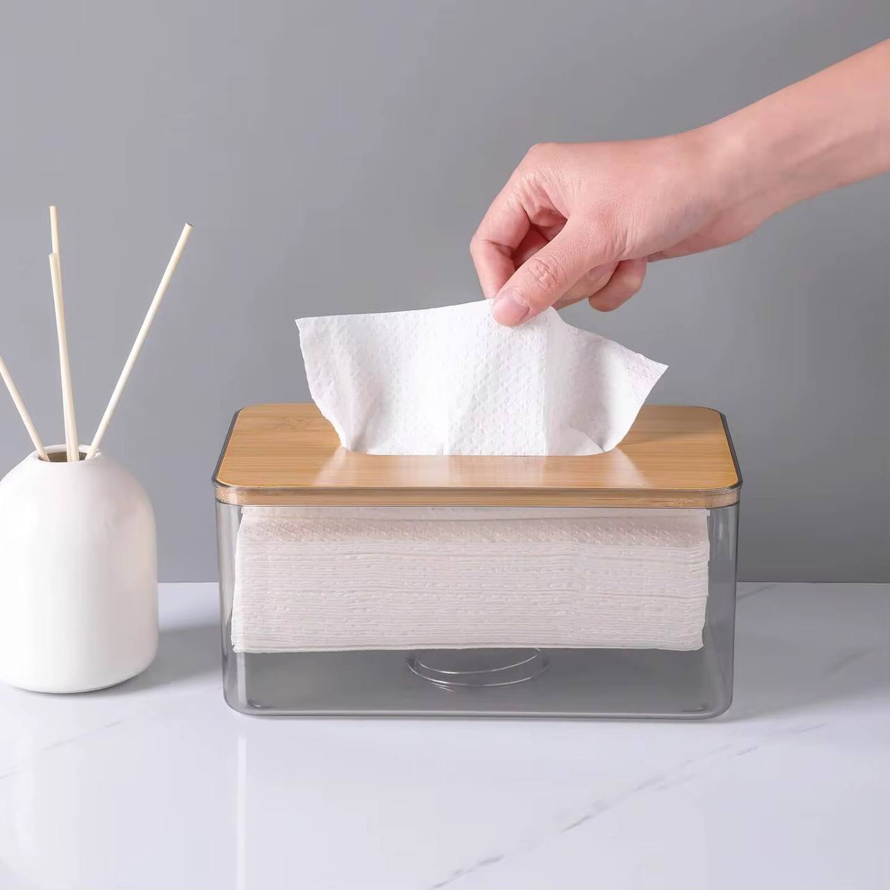 Serviette/tissue holder