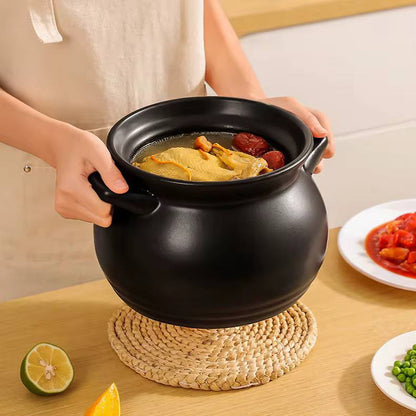 Porcelain Cooking pot.