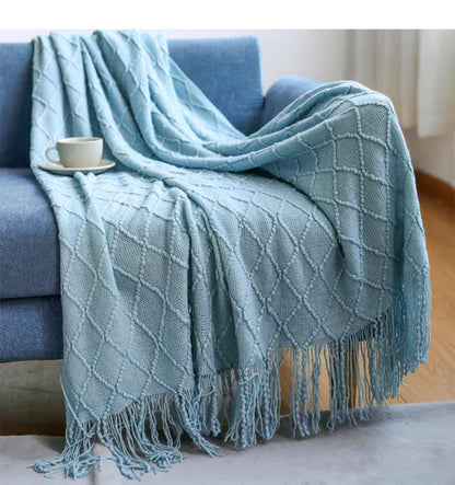 Knitted Throw Blanket With Tassel