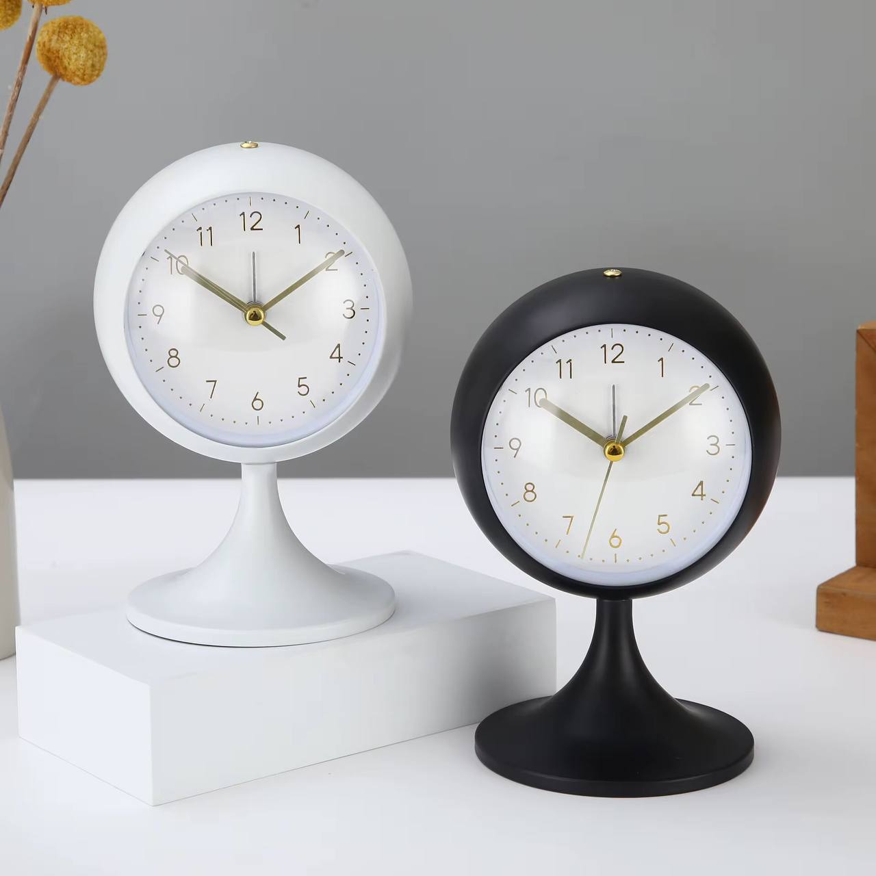 Room Decor: Table Clock Digital