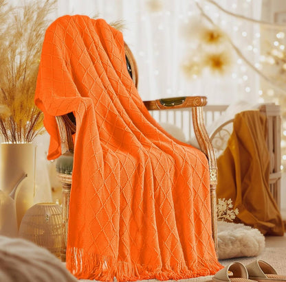 Knitted Throw Blanket With Tassel