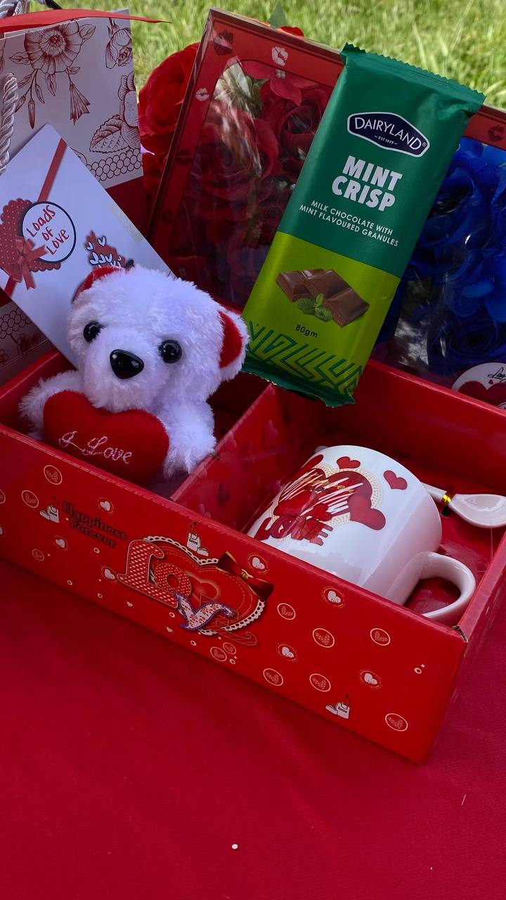 HOT VALENTINES LADIES GIFT SET