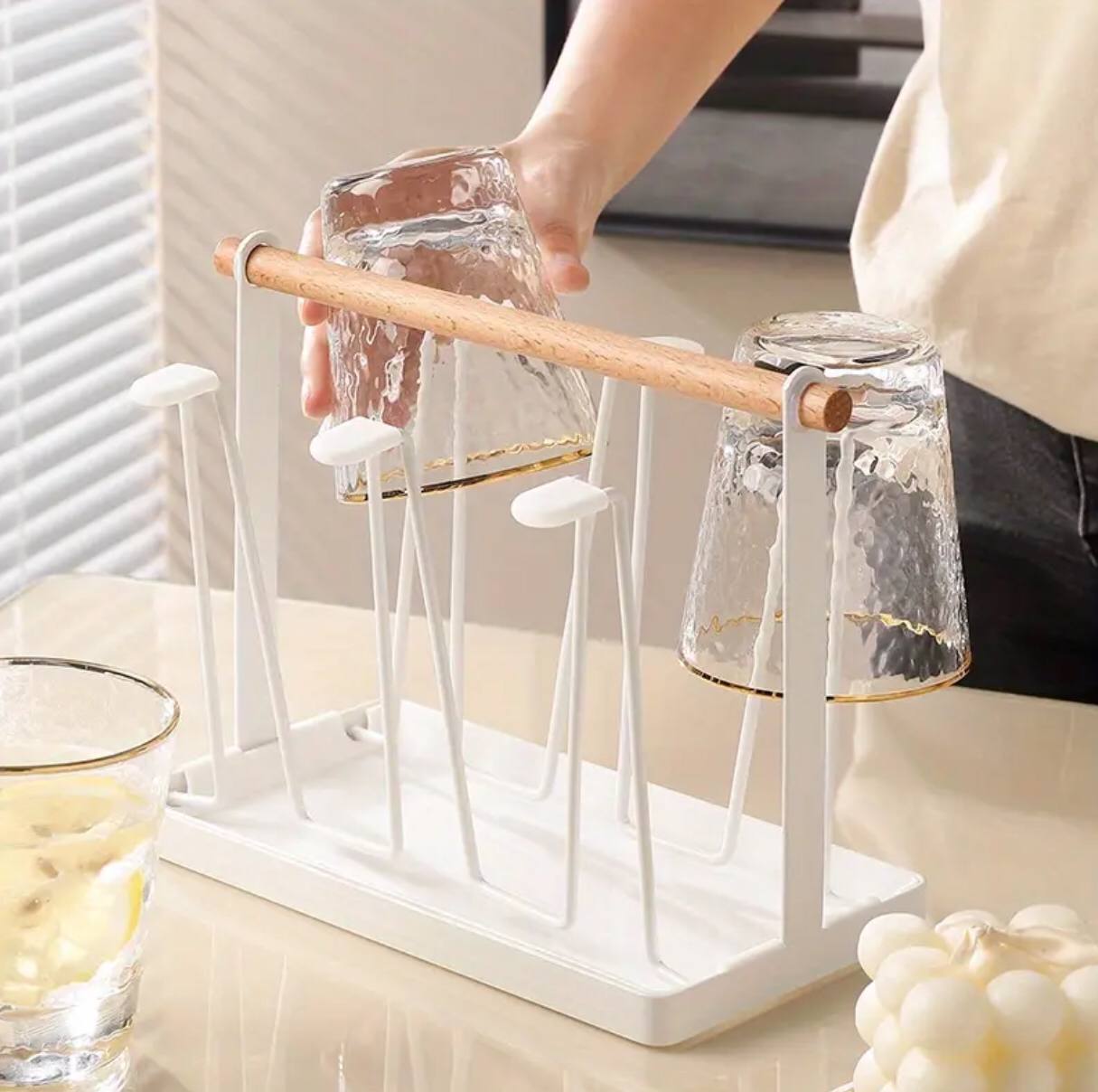 Luxury Iron cup/glass holder rack