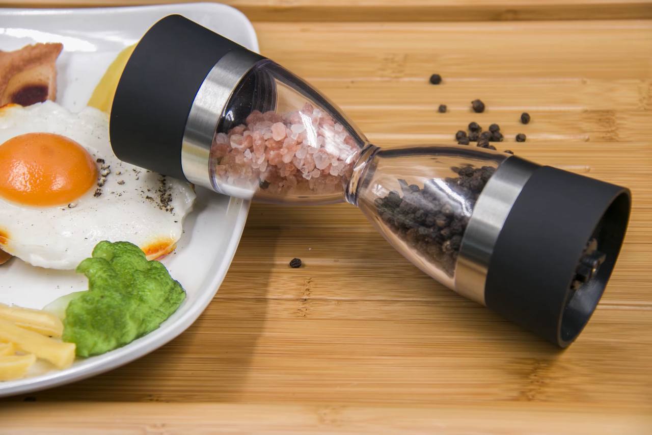 Manually adjustable thickness, hour glass 2 in 1 Dual Salt Pepper Mills,  Pepper Grinder, Sesame, Spice Grinder, Kitchen spice jar