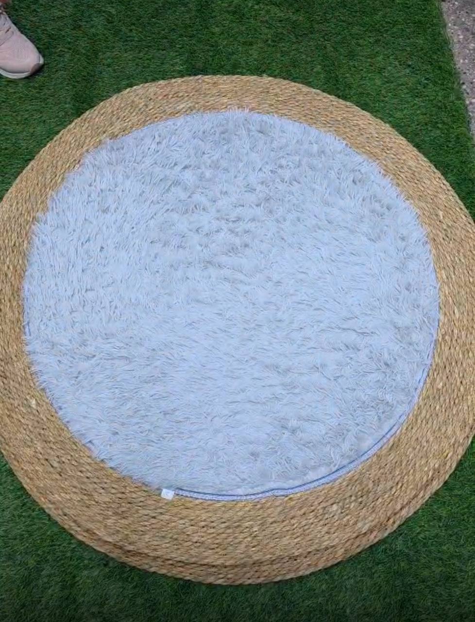 Aesthetic Customised woven Floor Mat.