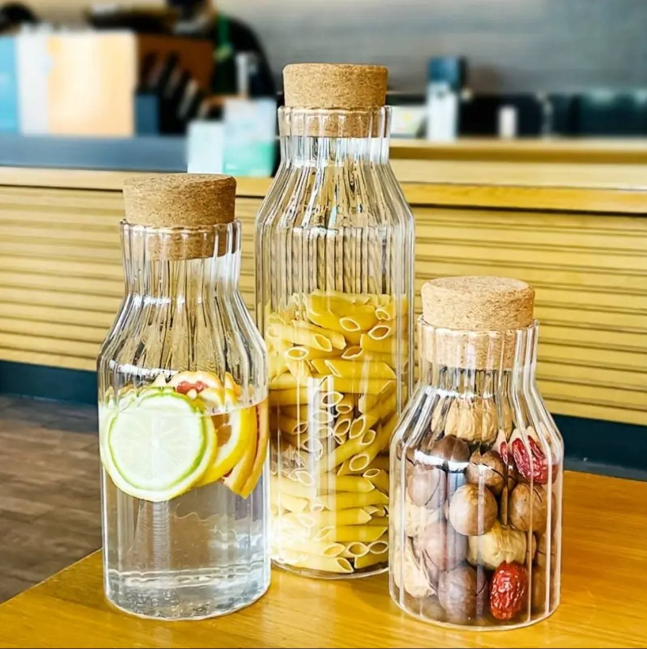 Modern Household Borosilicate Glass Storage Jar with Acacia wooden cork Lid