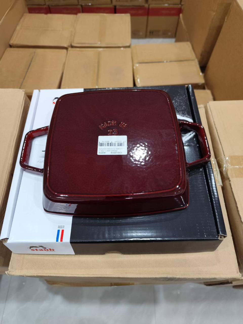 STAUB SQUARE GRILL PAN
Premium Quality