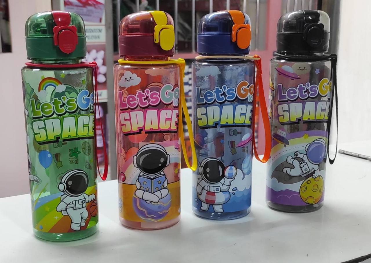 700ml kids space water